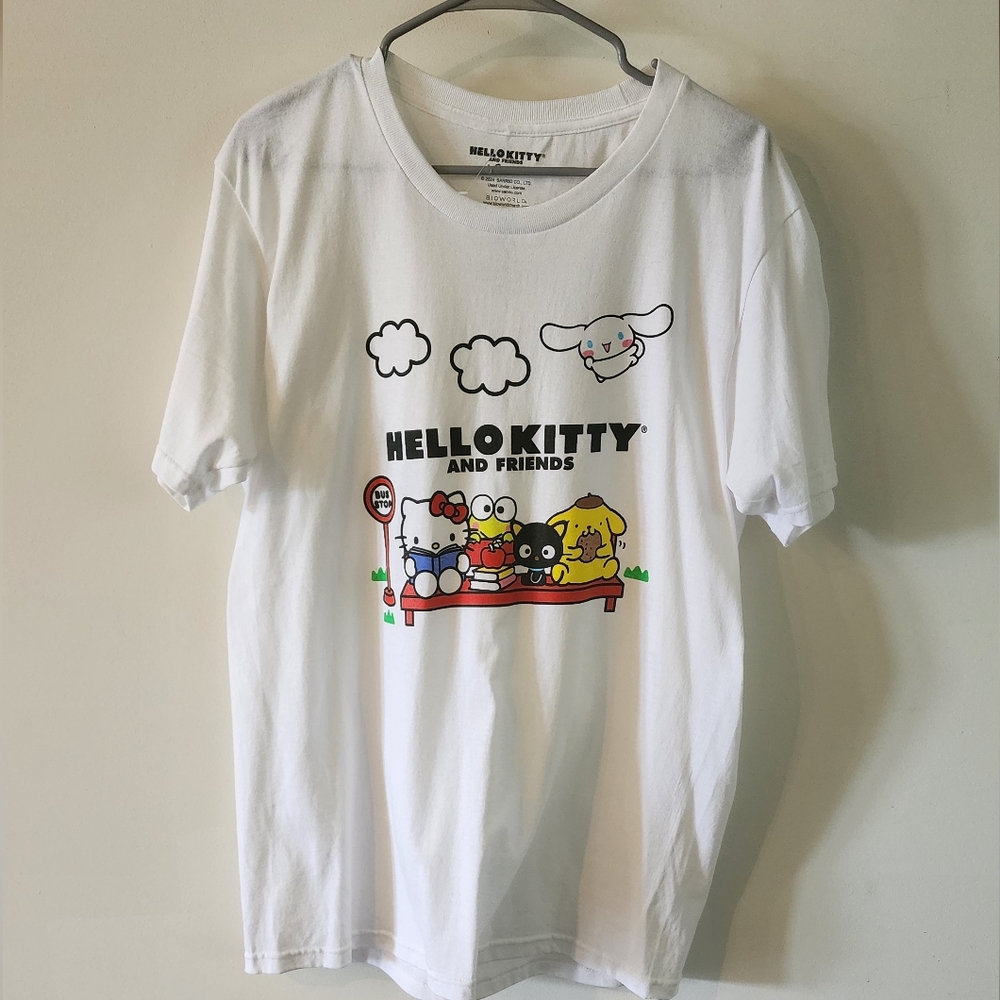 Hello Kitty and Friends Graphic Tshirt Unisex Size L NWOT Retro Grunge Girly